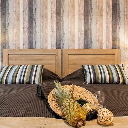 Safe Quiet Rooms In Apartment Close To Metro Station And Walk Acropolis Athens Ngoại thất bức ảnh